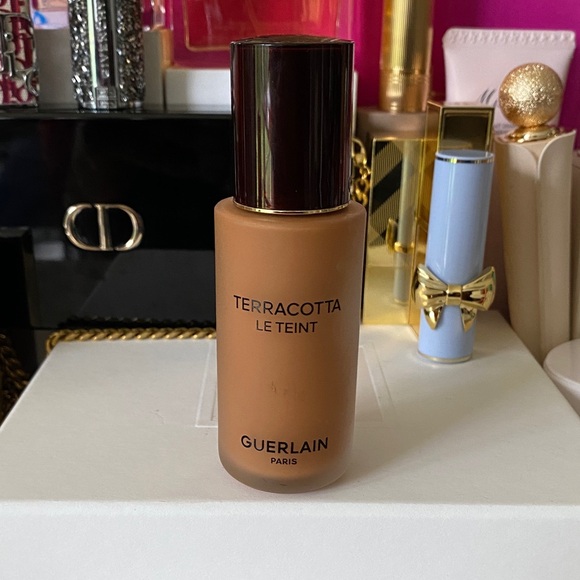 Guerlain Terracotta Le Teint Foundation - 5N - Picture 1 of 5